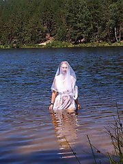 Hot women want to seduce men.