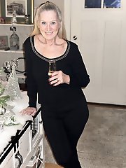 Old and young Pink Panties photo gallery 37