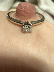 Old gilf spreads her pussy on old pictures