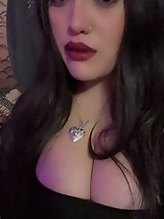 Sexiest chick is spreading pussy lips