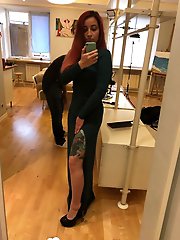 Redhead with nice tits and sexy tattoos