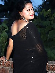 Concupiscent damsels with hairy vagina